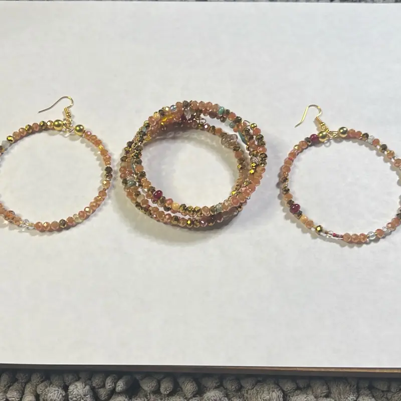 Bracelet and earring set