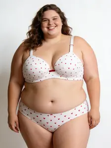 White Plus Size Heart Print Bra, Soft Breathable Casual Cute Full Coverage Support Adjustable Straps Everyday Underwear