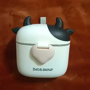 【Bebamour】 Travel-Friendly Baby Formula Dispenser, Formula Container to Go, Formula Holder for Travel, Candy Fruit Snack Storage Container with Scoop and Leveller