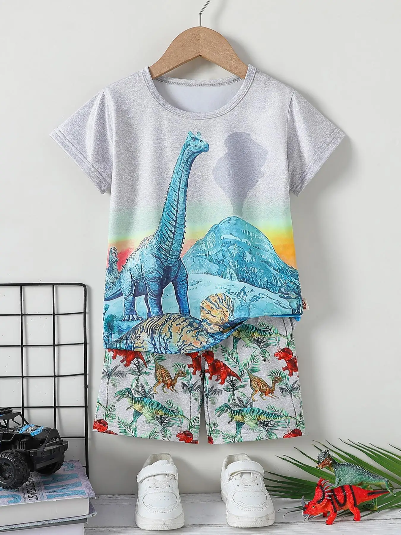 Two-Piece Set Toddler Boy's Dinosaur Print Short Sleeve Tee & Shorts, Casual Round Neck T-shirt & Shorts for Daily Wear, Kids Clothing for Summer