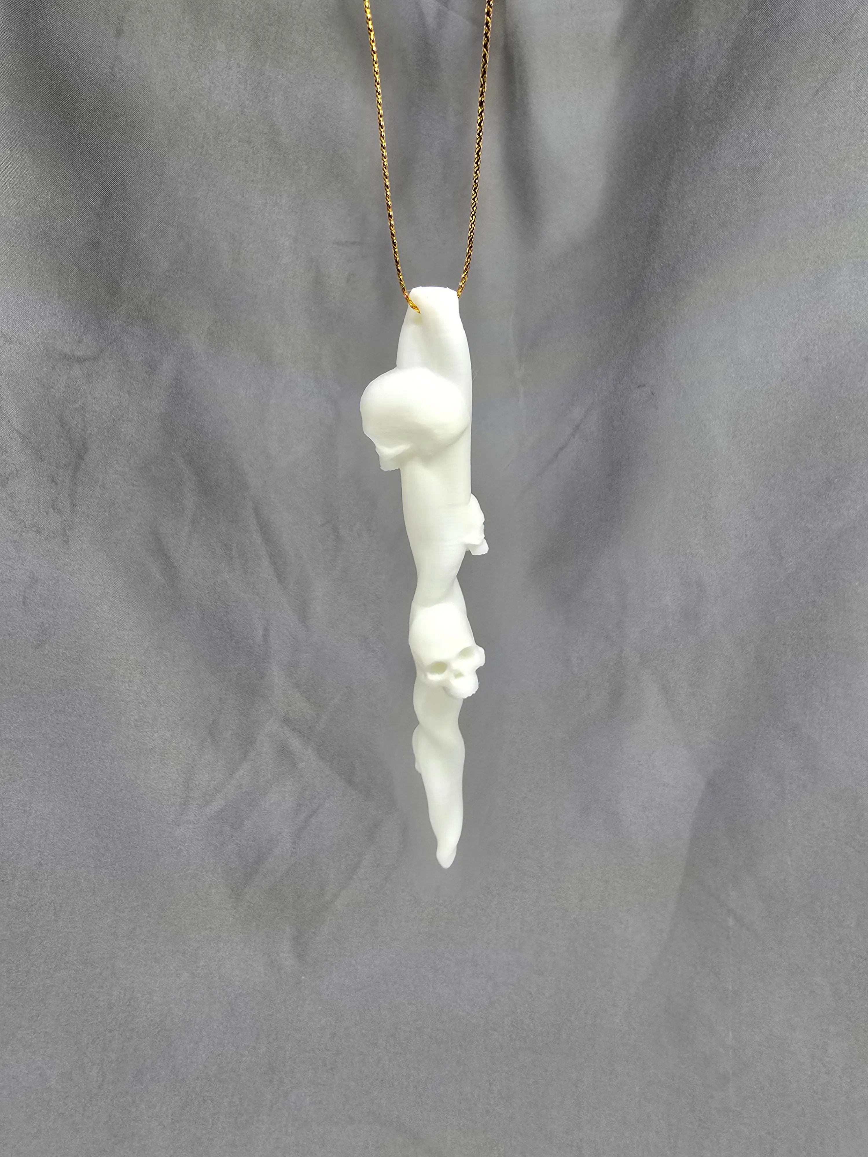 Icy Skulls Holday tree decoration will add some chilling gothic style to your holiday decor