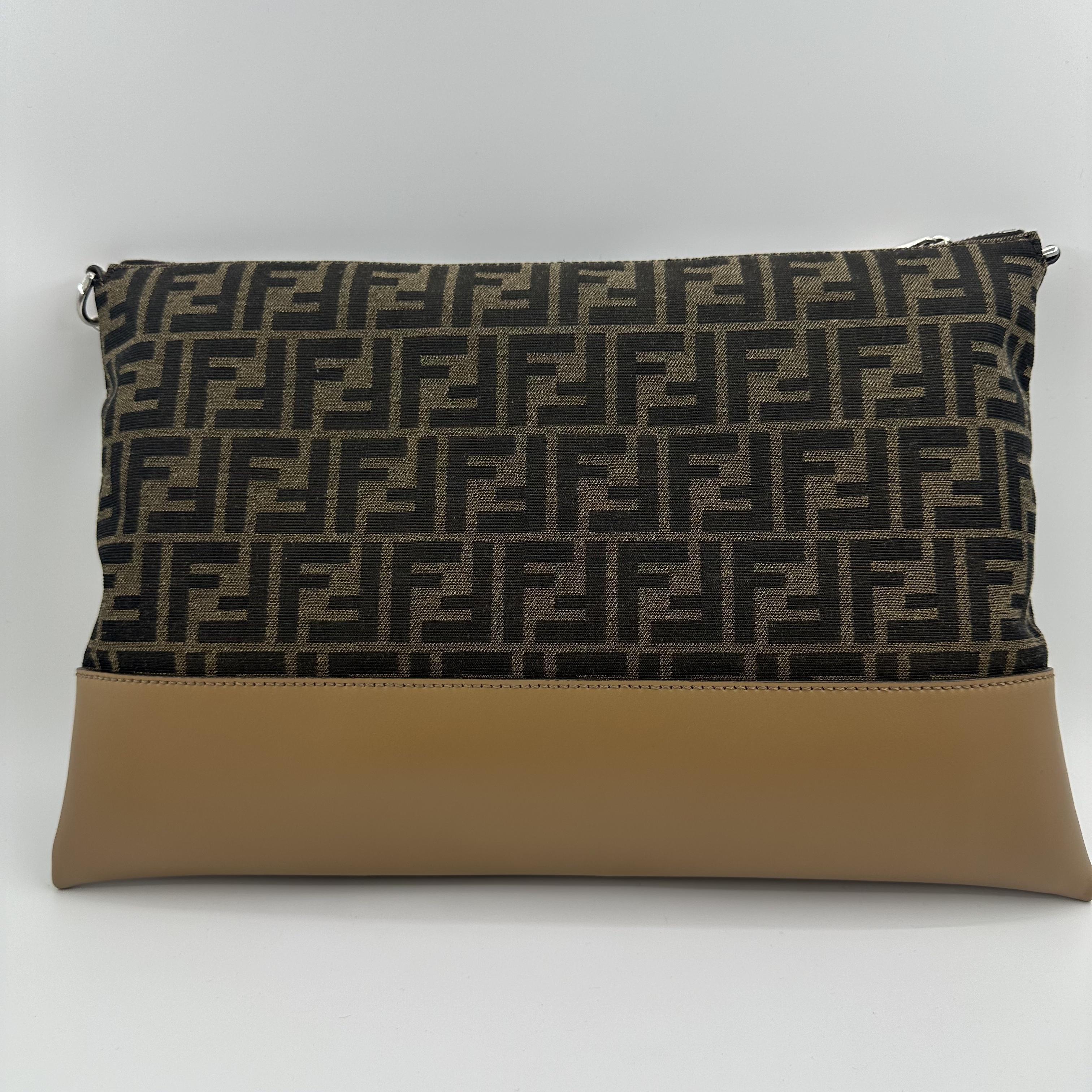 Pre-owned FENDI canvas leather handbag