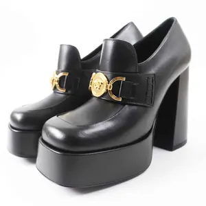 Pre-owned VERSACE Calfskin Small Leather Goods Medusa Metal Leather Platform Pumps