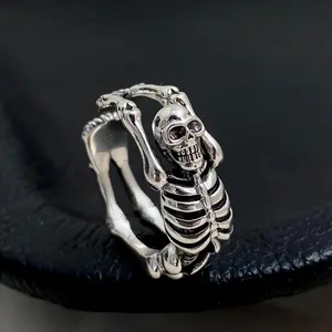 Unisex Vintage Skeleton Open Ring - Punk Dark Style with Mechanical Skull, Bone Design, Gothic Print, Ideal for Halloween, Everyday Wear, Parties, Punk Rings, Mechanical Skull Rings