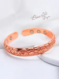 Bohemian Style Copper Magnetic Bracelet for Men and Women, Copper Bracelets, Fashionable Wearable Jewelry with 6 Strong Magnets, Perfect for Daily Use or Gifts