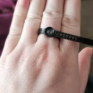 Ring Size Measuring Tool, Reusable Finger Size Gauge, Jewelry Sizing Tool with Magnifying Glass, Hand Measuring Tool