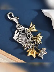 Flower Keychain, Elegant Floral Bag Charm, Metal Flower Pendant for Bag Decoration or Car Key Ring, All Seasons Accessory