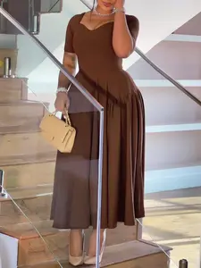 Plus Size Square Neck Heart Collar Short Sleeve Fitted Waist A-Line Midi Dress, Elegant Slimming Long Dress for All Seasons