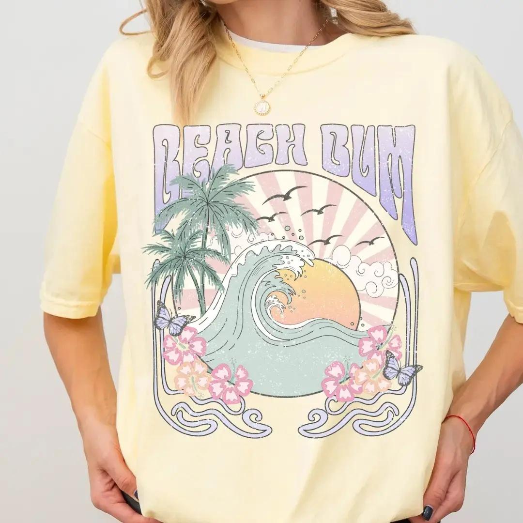 Graphic Beach Bum Retro Palm Comfort Colors T-Shirt, Casual Oversized Cotton Shirt for the Beach Comfort Fabric Top Womenswear Unisex Women Lady Tshirt