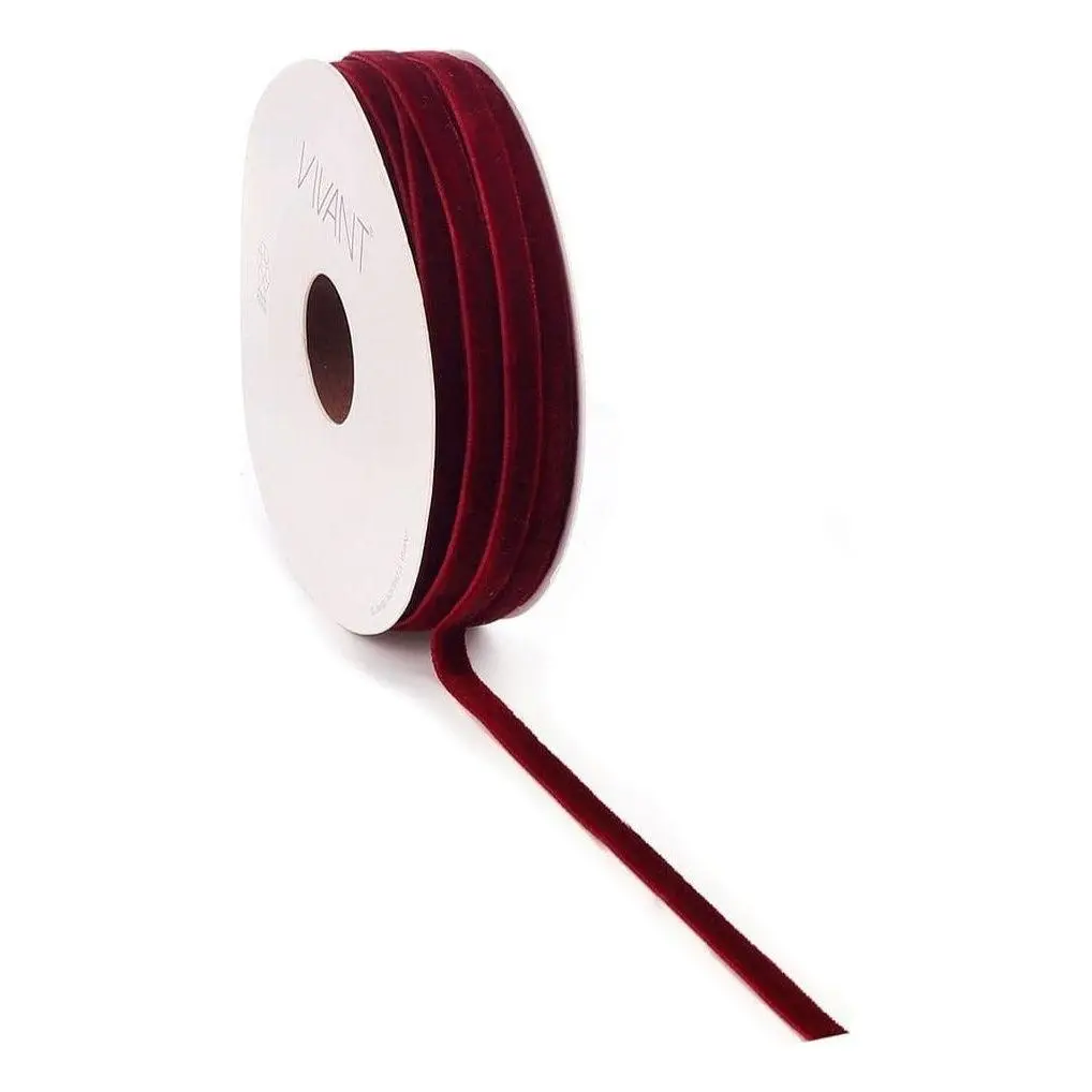 Vivant - Velvety Bordeaux (21.87 yards)