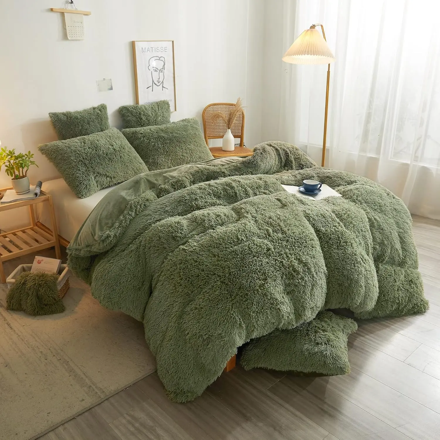 Cozy Plush Shaggy Duvet Cover, Luxury Soft Fluffy Furry Solid Color Comforter Cover, 1 PC Faux Fur Fuzzy Quilt Cover Bedding for Girls Women Bedroom, Zipper Closure, Queen Size Sage Green