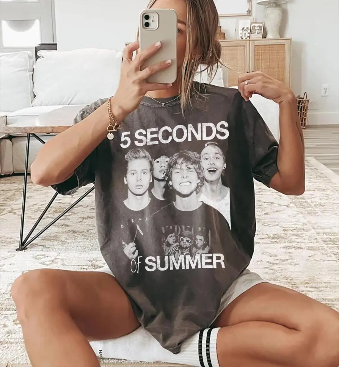 [Sale off up to 50%] 5SOS Shirt, 5 Seconds of Summer 90s Vintage Shirt, World Tour Shirt, Gift For Fans, Graphic Streetwear T-shirt