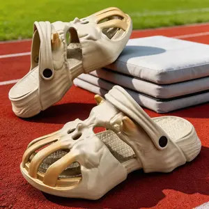 Men’s Trendy Skull Clogs with Artistic Horn Shape and Textured Cushion Footbed, Lightweight EVA Summer Shoes, for Daily Street Fashion Boy, Sandal, Footwear