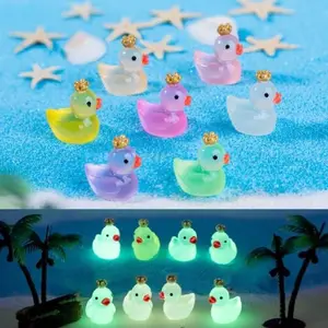 Mini Colorful Duck, DIY Resin Figurine for Fish Tank Decor, Cute Macaron Duck Toy, Night Glow Miniature Duck Decoration, Glow In The Dark, Home Decor Accessory, Ornaments, Cute Duck Design, Resin Animal Sculptures