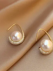 Elegant French Luxury Stainless Steel Pearl Embellished Earrings with Wavy Zirconia Pearl Dangle, Perfect Gift for Women Daily Wear