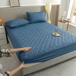 Deep Pocket Waterproof Mattress Protector Set with Pillowcases Soft Breathable Diamond Quilting for Hotel Styles Ultra-fine Microfiber Mat Twin Full Queen King Bed 360° Fit Up to 16 Inches Machine Washable Dryer Safe