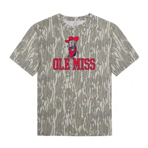 Collegiate Bottomland Camo Shirt, 3D Hunting Style Graphic Tee, Outdoor Spirit Wear