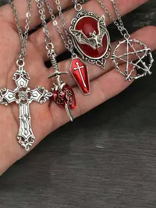 5pcs Y2K Vintage Punk Rock Style Bat, Faux, Coffin, Arrow, Red Heart, Trendy Star Gothic Cross Pendant Set, Stainless Steel Chain, ,Halloween Gift Set, Gothic Witch Jewelry