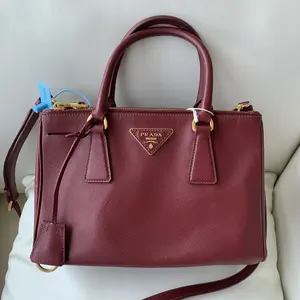 Pre-owned PRADA Classic Re Edition Wine Red Shoulder & Crossbody Bag, Base Length 26cm/KH02209308