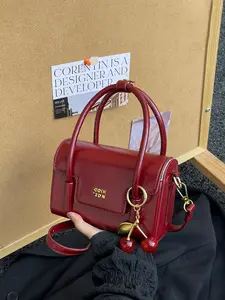 1pc Stylish Casual Minimalist Solid-Color Design with Exquisite Pendant Classic Flap Shoulder Perfect for Daily Commutes, Shopping Trips, and Dates Versatile Shoulder Bag for Women Essential for Everyday Use Adjustable Shoulder Bag