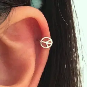 Peace Sign Cartilage Hoop • 5mm Tiny Helix Hoop • Tragus Piercing • Tragus Earring • Hoop Earring • Simple Hoop • Circle Small Tragus Hoop