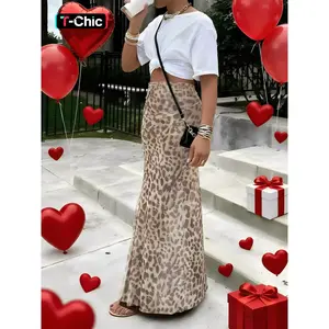 Women’s high-waisted leopard-print mesh skirt with a slit, slim fit, and long hem—fashionable and versatile for International Women’s Day. GARMENTARY