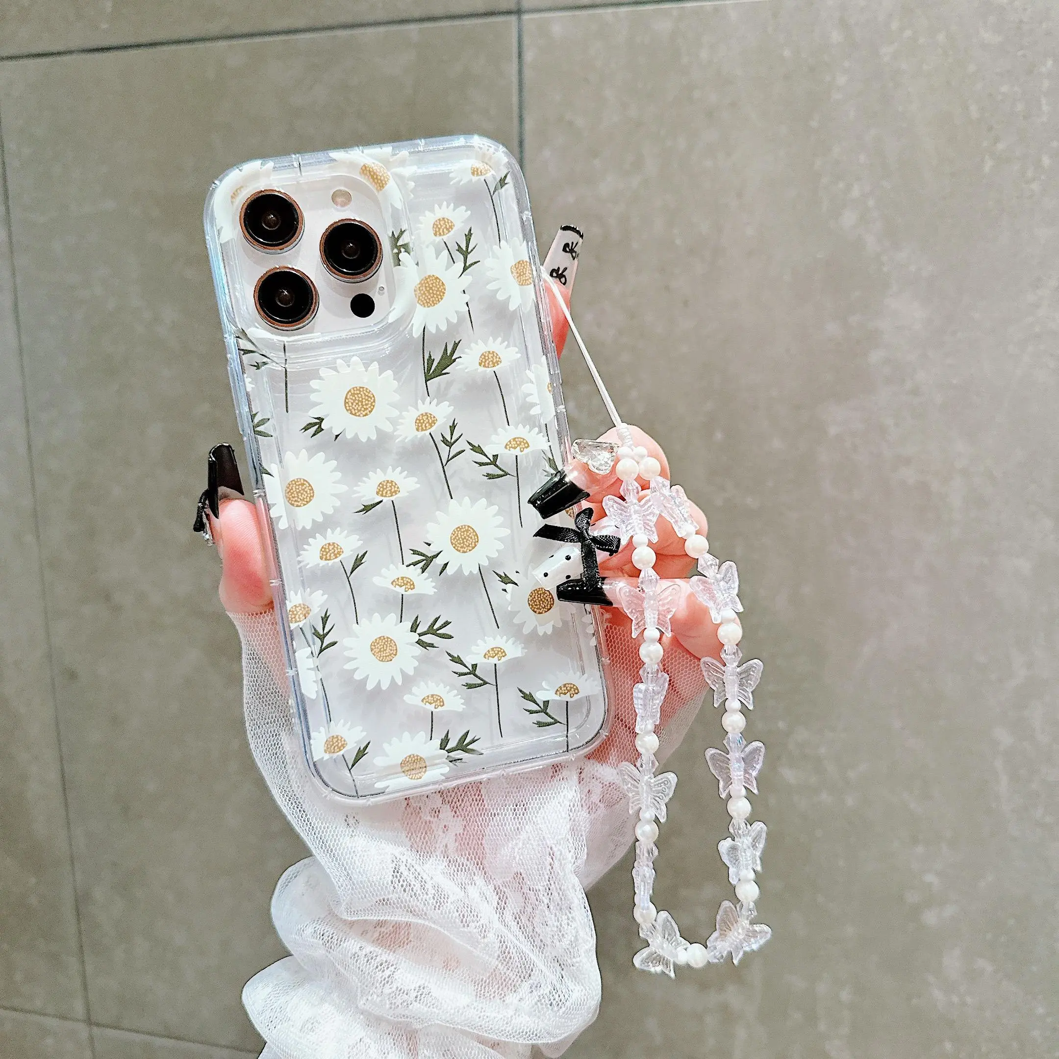 Daisy Pattern Floral Phone Case with Beaded Lanyard, Decorative Phone Protector Cover, Phone Accessories Compatible with iPhone 15 14 13 12 11 Plus/Pro/Pro Max