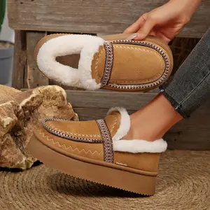 Women's Suede Slippers with Plush Trim Chic Stitching Detail Loafers Winter Warm Indoor Outdoor Shoes