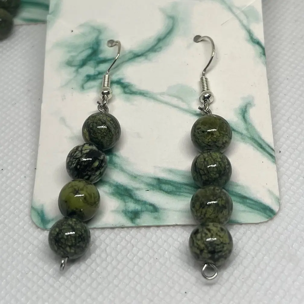 Handmade 8mm Serpentine Crystal Earrings