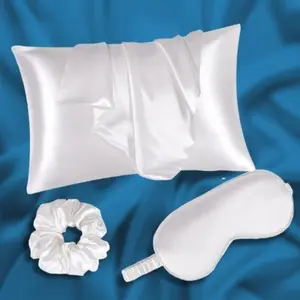 SilkDream Sleep Set – Luxury Pillowcase & Accessories (Black/White)