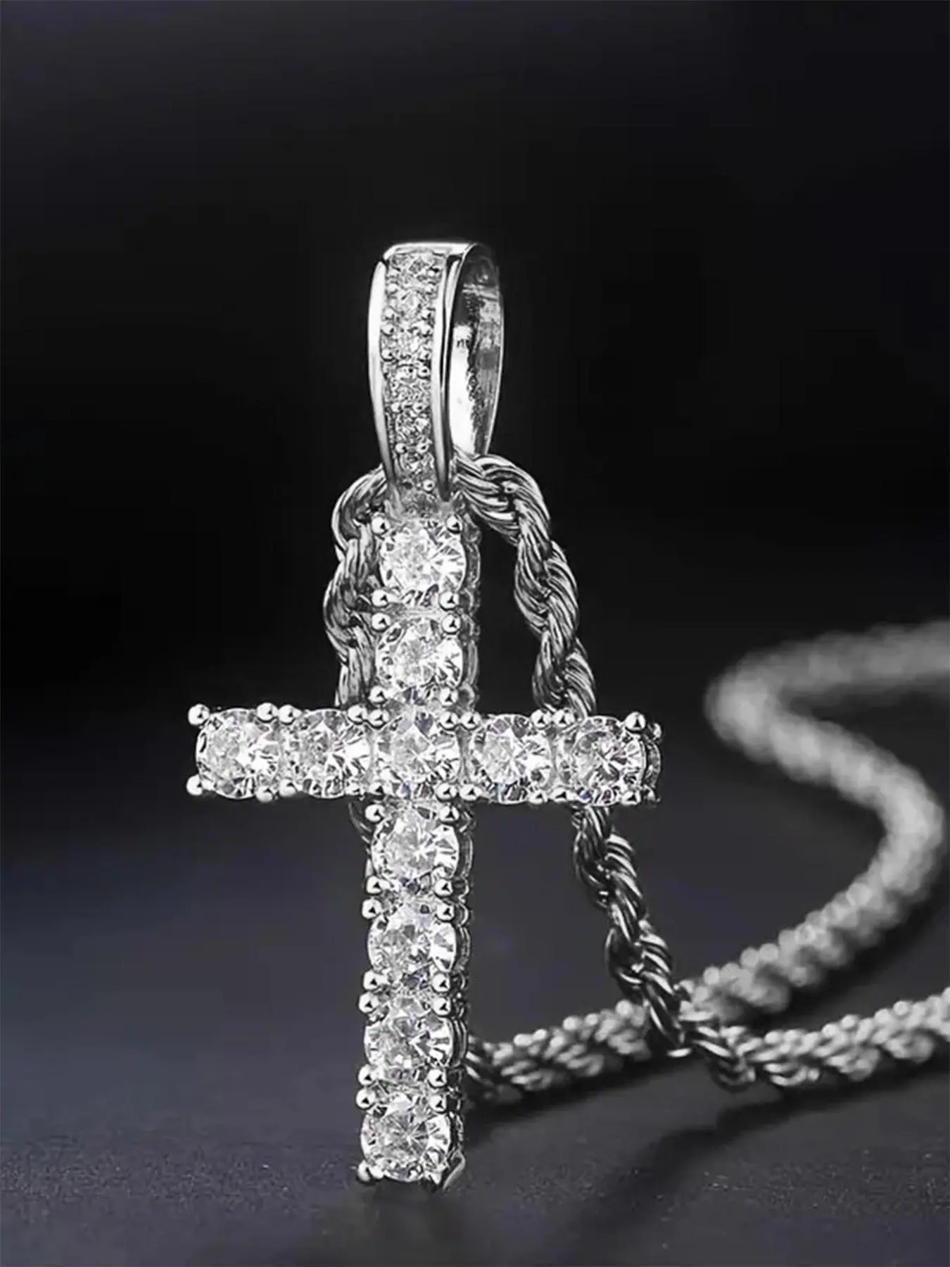 1 Piece/2pcs Cross Design Rhinestone Decor Chain Necklace Shining Necklace for Women, Luxury Trendy Pendant Necklace for Girls Gift, Classic Fashion Accessories for Daily Wear