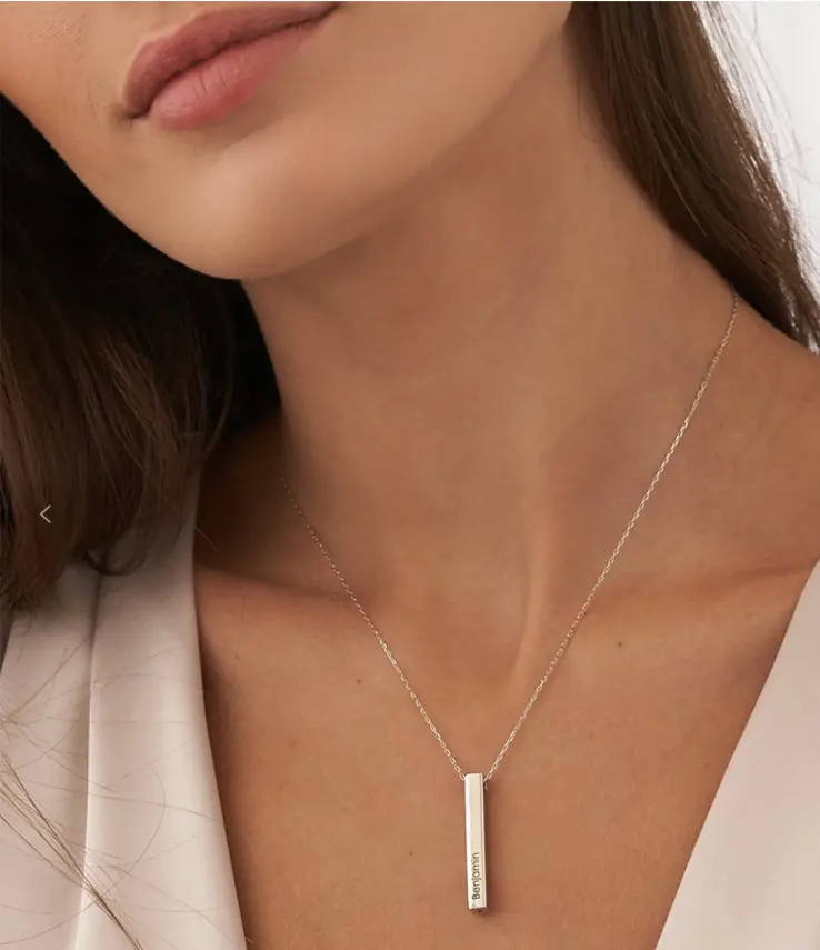 Unisex Engravable Vertical Bar Signature Necklace, Ideal for Achieving a Signature Look, Fashion Costume Jewelry Accessory