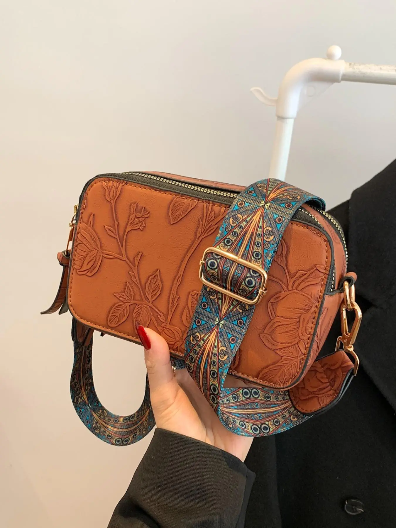 Women's Boho Floral Pattern Crossbody Bag, Fashionable Pu Leather Zipper Shoulder Bag, Vintage Ethnic Pattern Strap Crossbody Bag for Daily Used
