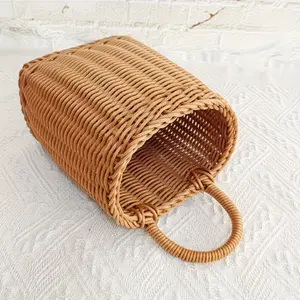 Handmade Woven Wall Basket, Portable Storage for Spoons Chopsticks Flowers, Home Decor Shelf Basket, Bending Design, Model_xinghao