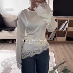 Elegant Satin Lace Patchwork Top Women O-neck Loose Long Sleeves Strappy Female shirt 2026 Spring Autumn Chic Lady T-shirt