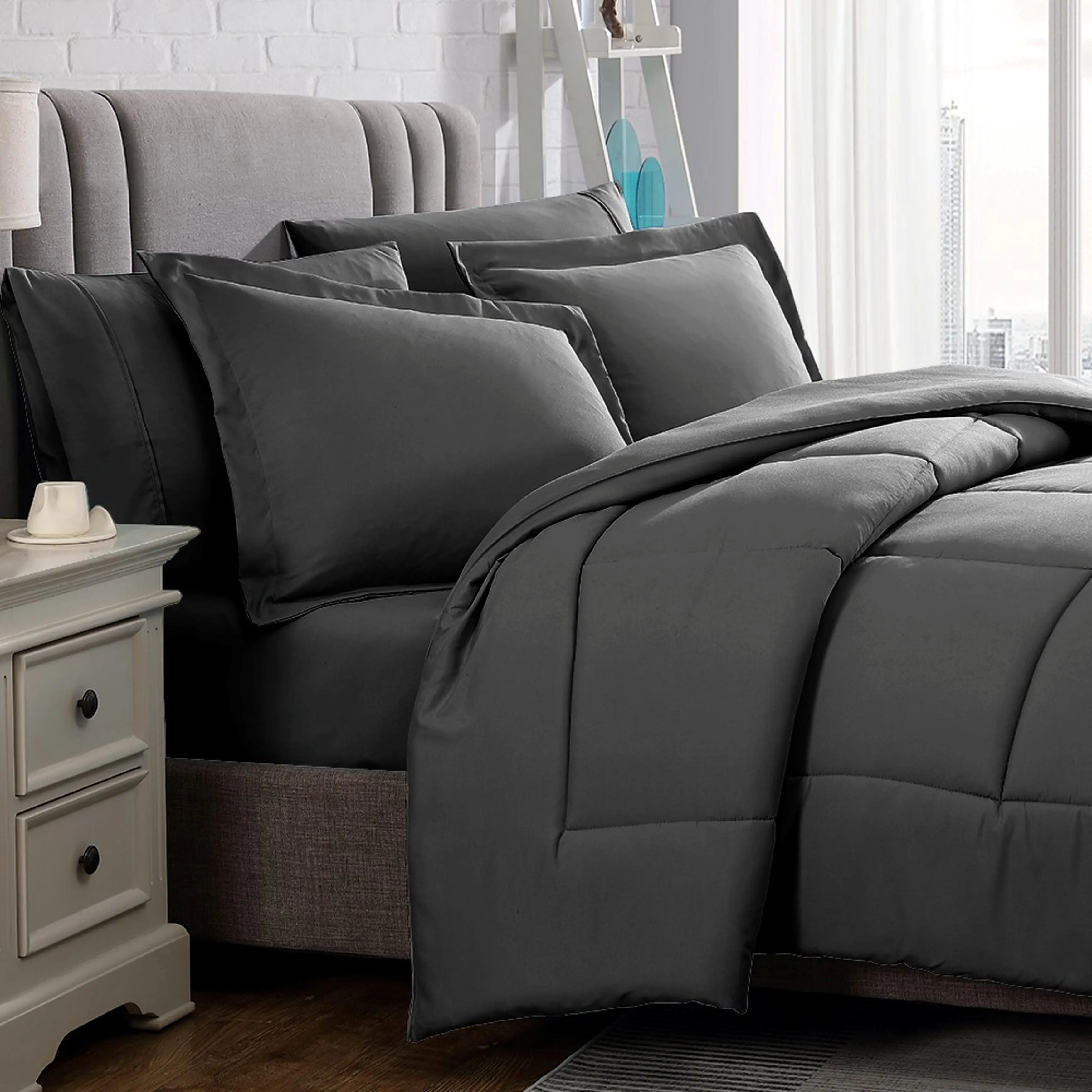 7 Pieces Bed in a Bag - Sheets & Comforter Set - All Season Down Alternative Bedding Set - Lightweight, Breathable, Ultra Soft, Easy Care