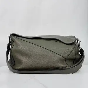 Pre-owned Loewe Puzzle Large Dark Green Grain Calfskin Shoulder Bag