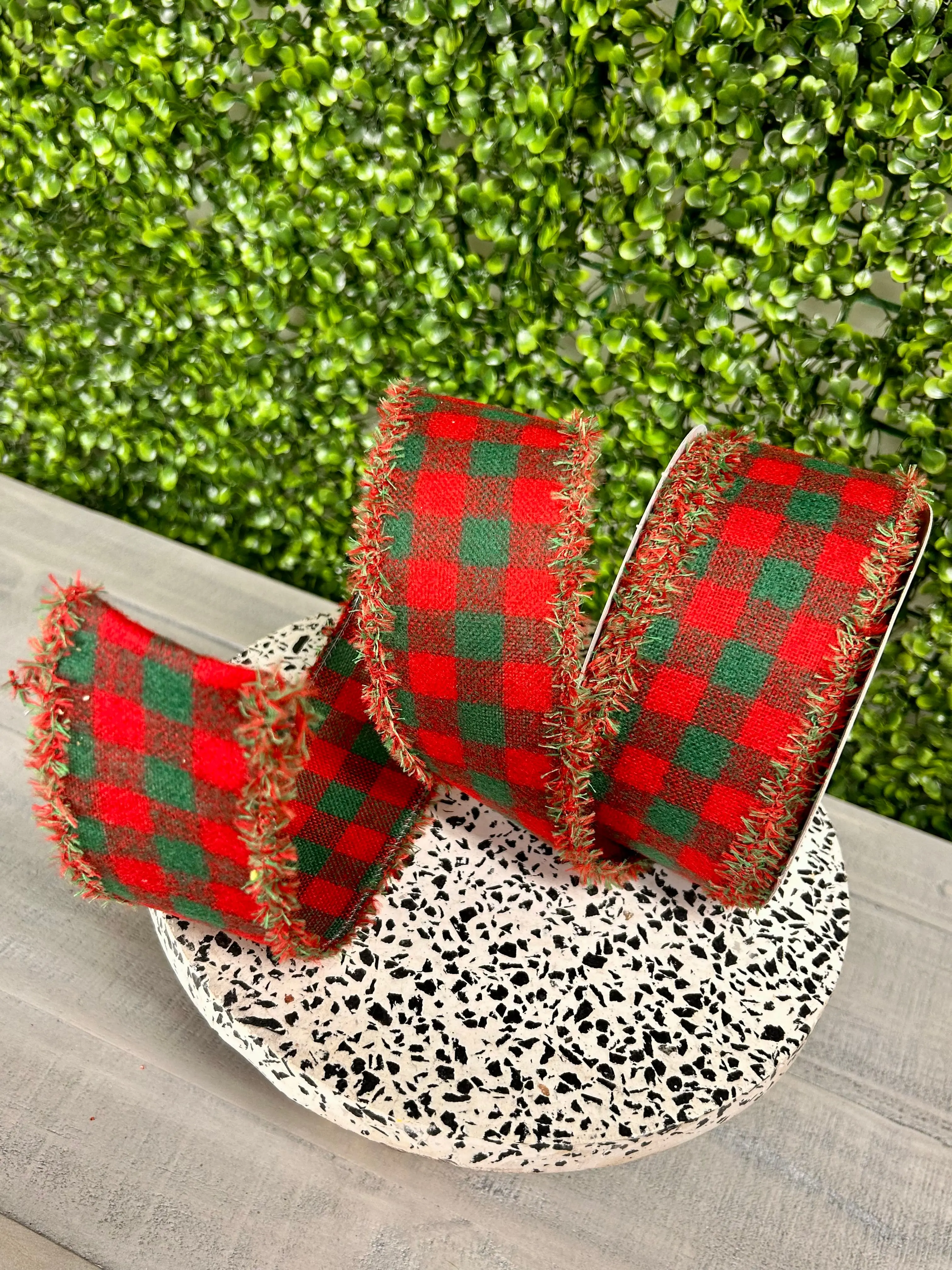 2.5 Inch By 10 Yard Red And Green Fuzzy Flannel Check With Drift Edge Ribbon