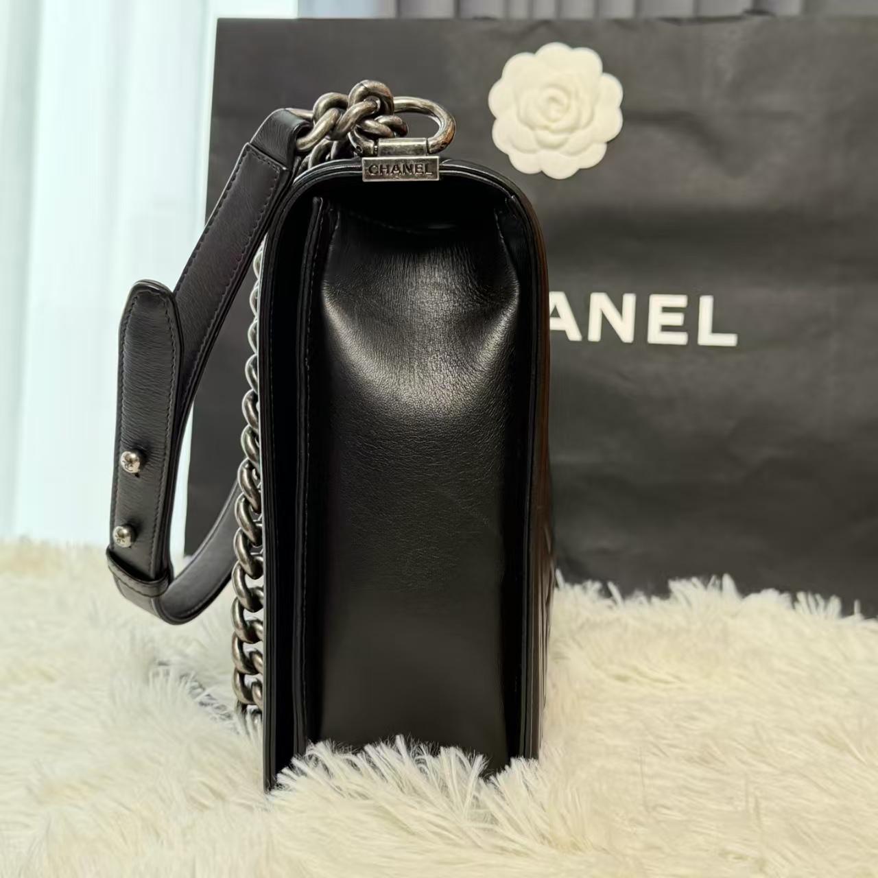 Pre-owned CHANEL Boy Large | Black Quilted Leather Silver Hardware,2012 Vintage|19721323