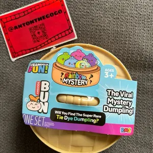 Viral mystery dumpling tie dye rainbow squishy