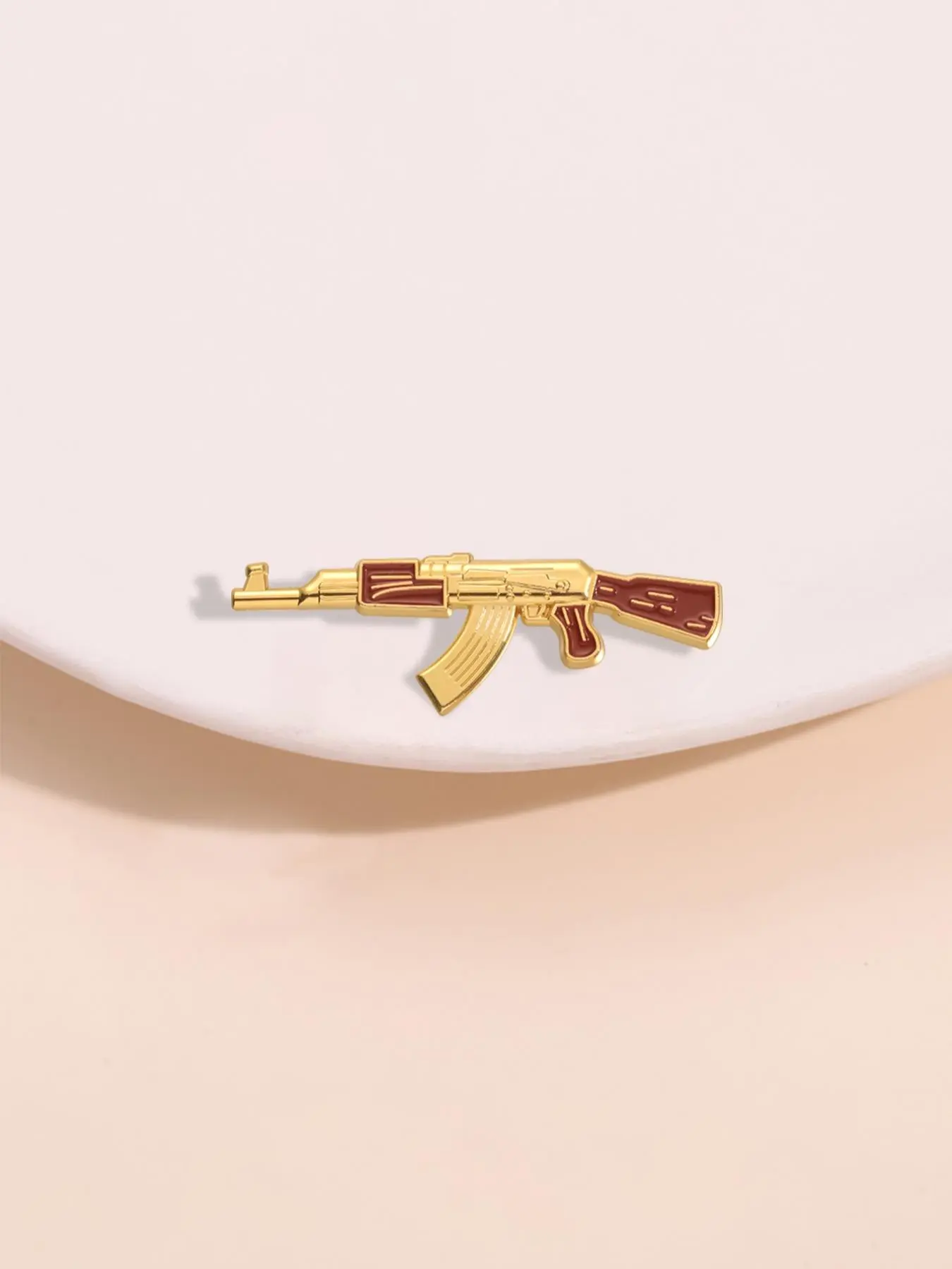 Creative AK47 Machine Gun Design Brooch, Fashion Alloy Badge for Daily Clothing Decor, Trendy All-match & Exquisite Brooch for Birthday Gift, Jewelry, Fashion Accessory, Men Accessories, Durable Metal Pins, Brooch Pin Clip, Lapel Pin, Jewellery