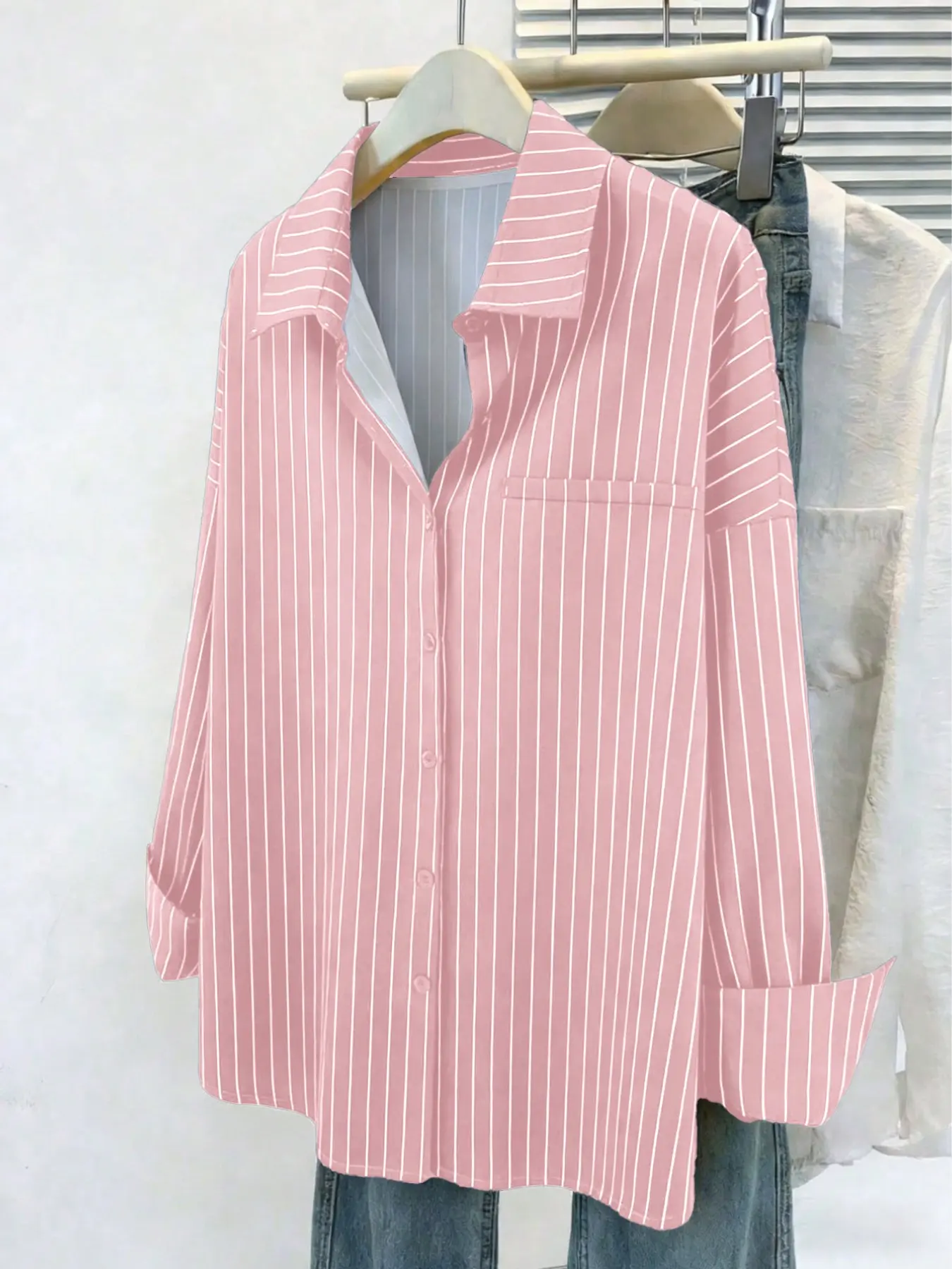 Fashion Curve Plus Size Striped Button Front Oversized Button-Down Shirt – Casual Blouse Shirts Loose-Fit Long-Sleeve Pocket Fitted Blouse, Trendy Spring Summer Street Style Outfit, Daily Vacation Wear, Y2K Aesthetic Clothes, Top, Womenswear