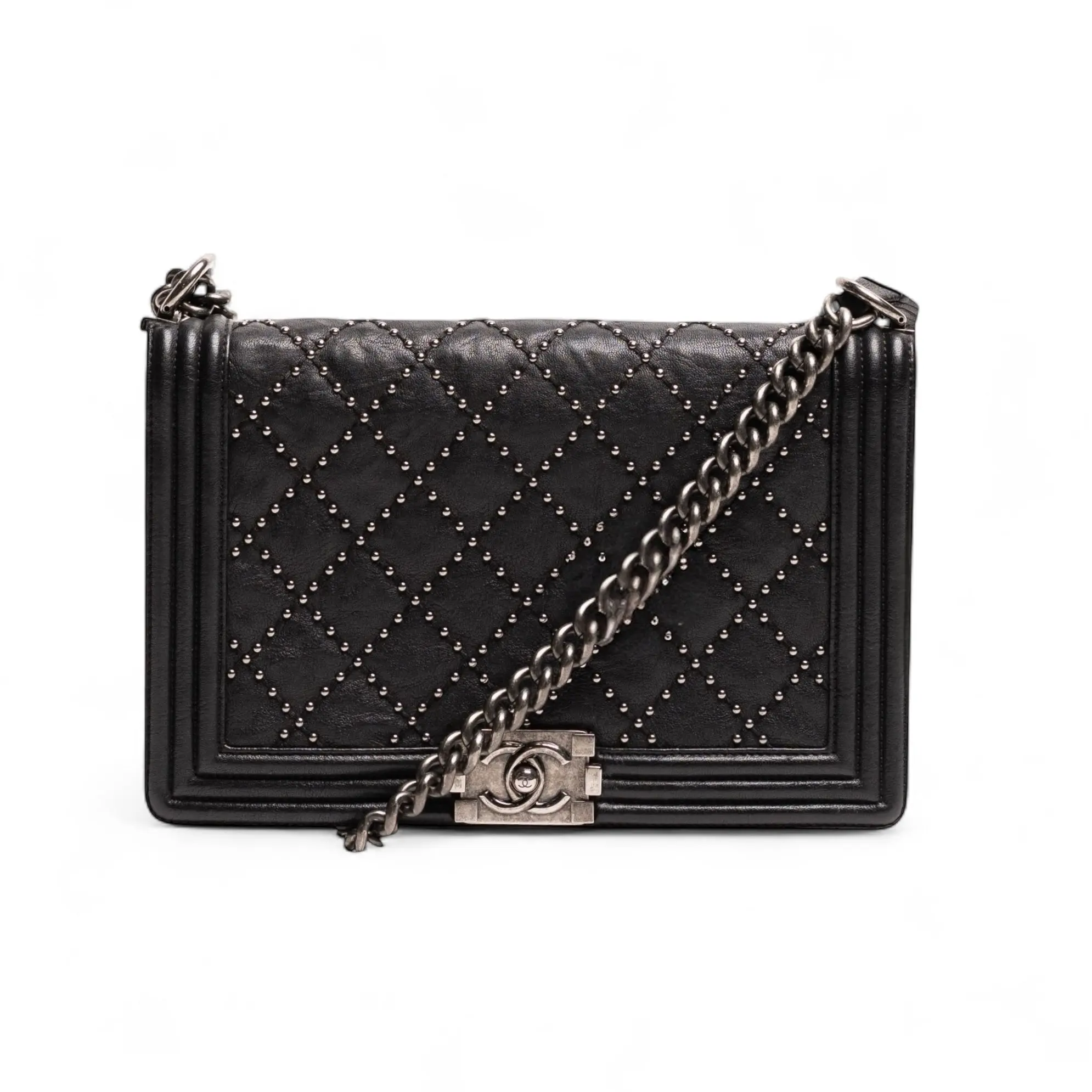 Pre-owned CHANEL Lambskin leather Crossbody Bags Medium Boy Bag with Grommets, Black
