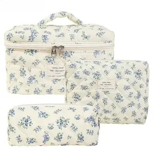 FEVERLZONG Multifunctional Makeup Organizer Padded Cotton Cosmetic Bag Set Quilted Large Makeup Bag Set with Floral Pattern Beige