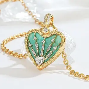 Fettero Gold Heart Necklace for Women,  Gold Plated Charm Necklaces for Women Double Sided Love Heart Pendant Gold Necklace for Mom Wife Valentines' Day Jewelry