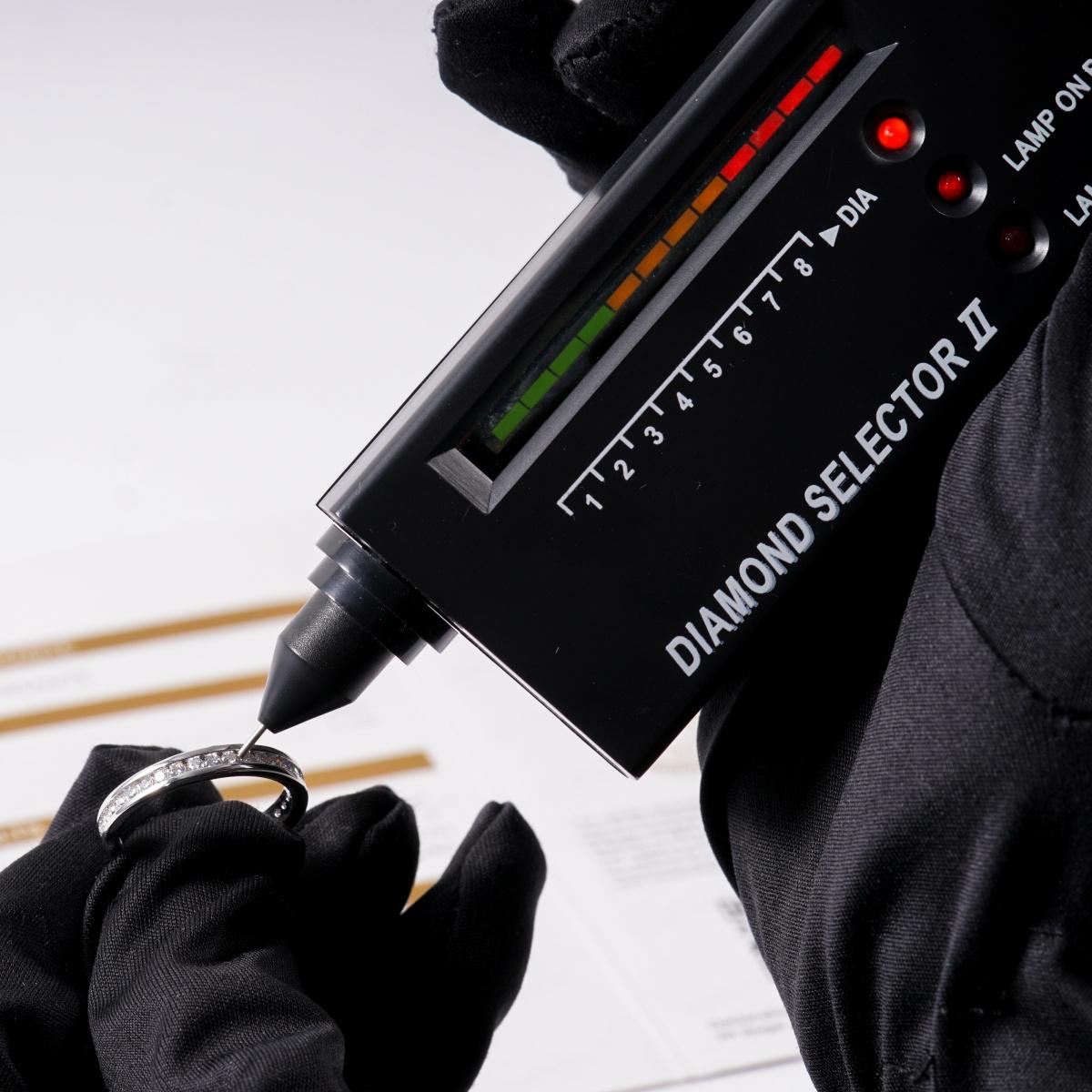 Eternal Path Ring Channel Set Eternity Wedding Band Ring VVS Synthetic Moissanite Ring Jewelry Silver-plated Band Perfect Birthday Engagement Wedding Anniversary Christmas Valentine's Day Gift