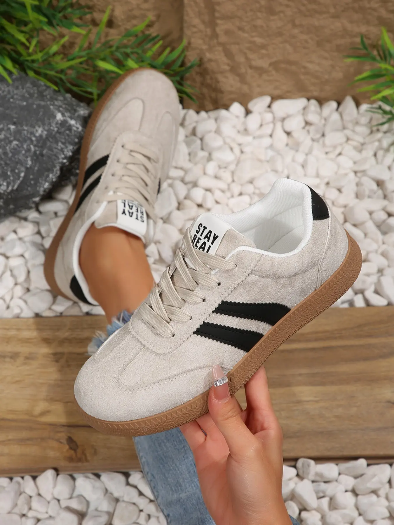 Women's Casual Sports Shoes, College Style Sneakers, Lightweight Anti-Slip Durable, Essential for All Seasons, Student Must-Have