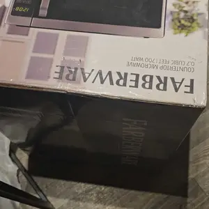 Farberware Classic 0.7 Cu. Ft. Microwave Oven