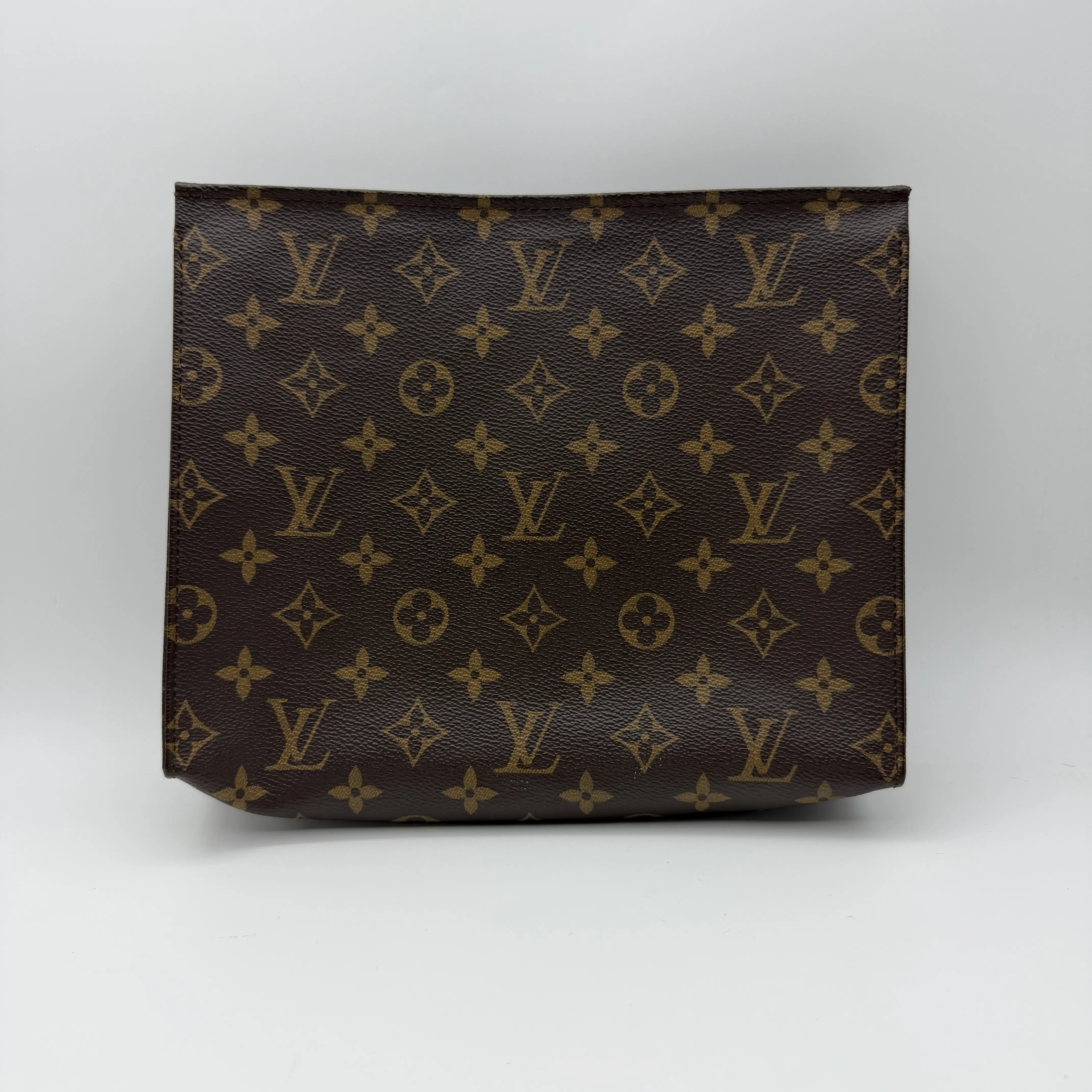 Pre-owned Louis Vuitton Monogram Toiletry Pouch