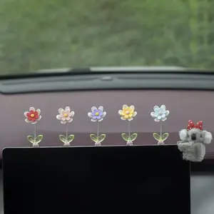5pcs Shaking Flower Car Ornaments, Cute Mini Spring Swing Daisy, Multicolor Aesthetic Car Interior Accessories for Women